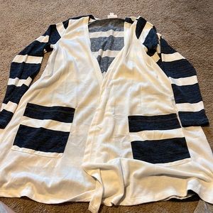 LuLaRoe Caroline cardigan size small